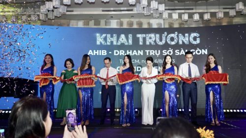 Phát sóng trực tiếp khai trương AHIB - trụ sở Sài Gòn.