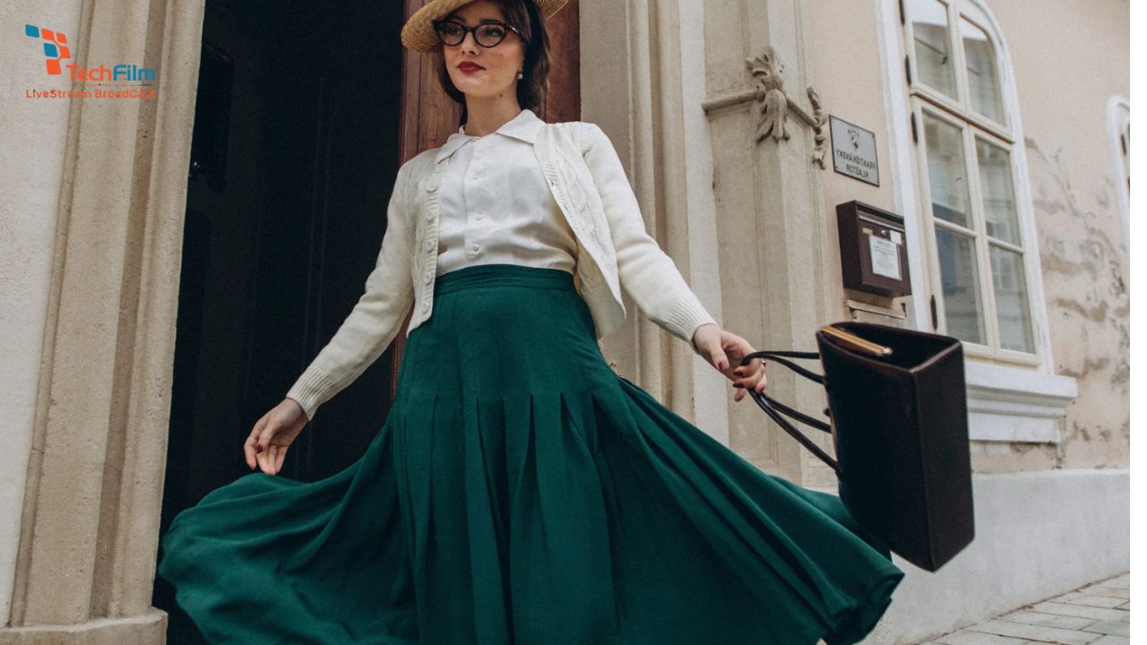 Khám phá 25+ concepts chụp ảnh phong cách vintage độc đáo 4 Tư thế nhẹ nhàng cầm váy xòe tạo cảm giác bay bổng, nữ tính trong bối cảnh vintage