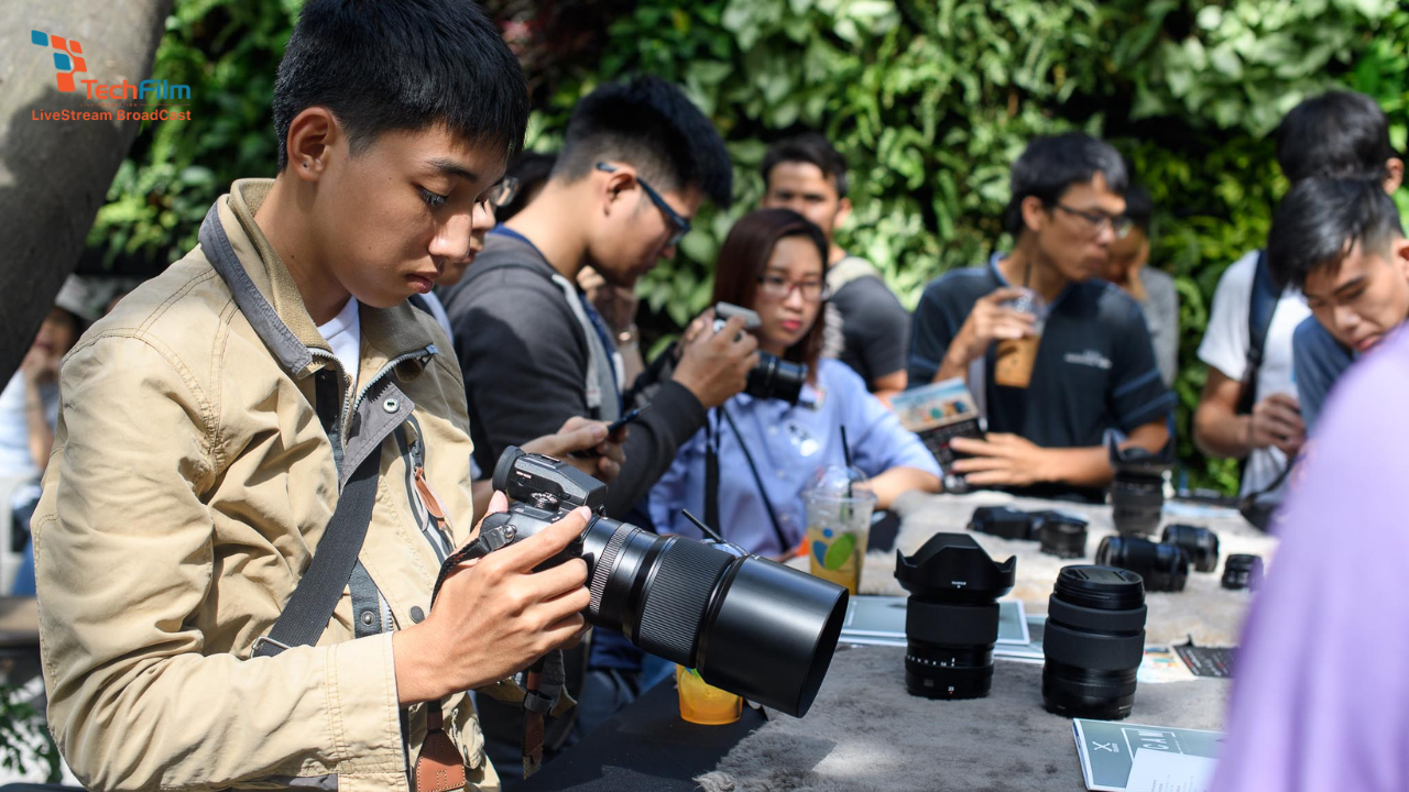 Ekip là gì? Những bộ phận, vai trò quan trọng tạo nên một ekip chuyên nghiệp 5 Ekip chụp ảnh chuyên nghiệp mỗi người một đảm nhận một vị trí chụp khác nhau